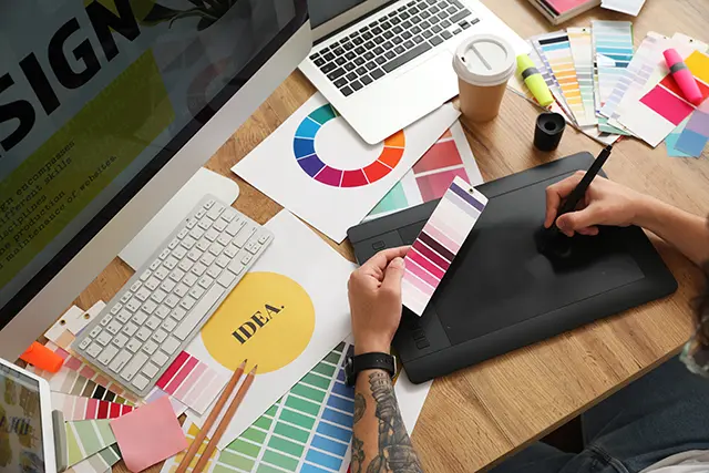 Marketing & Branding